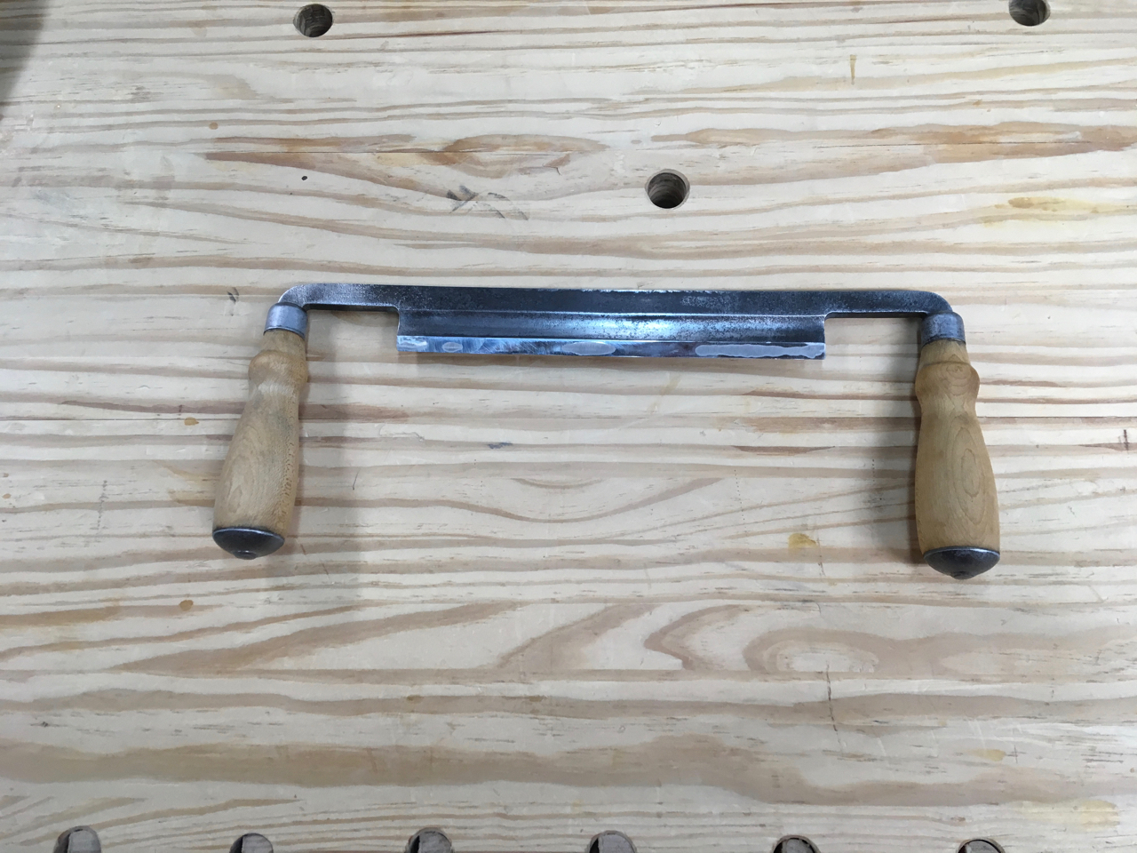 Drawknife front edge sharp and polished